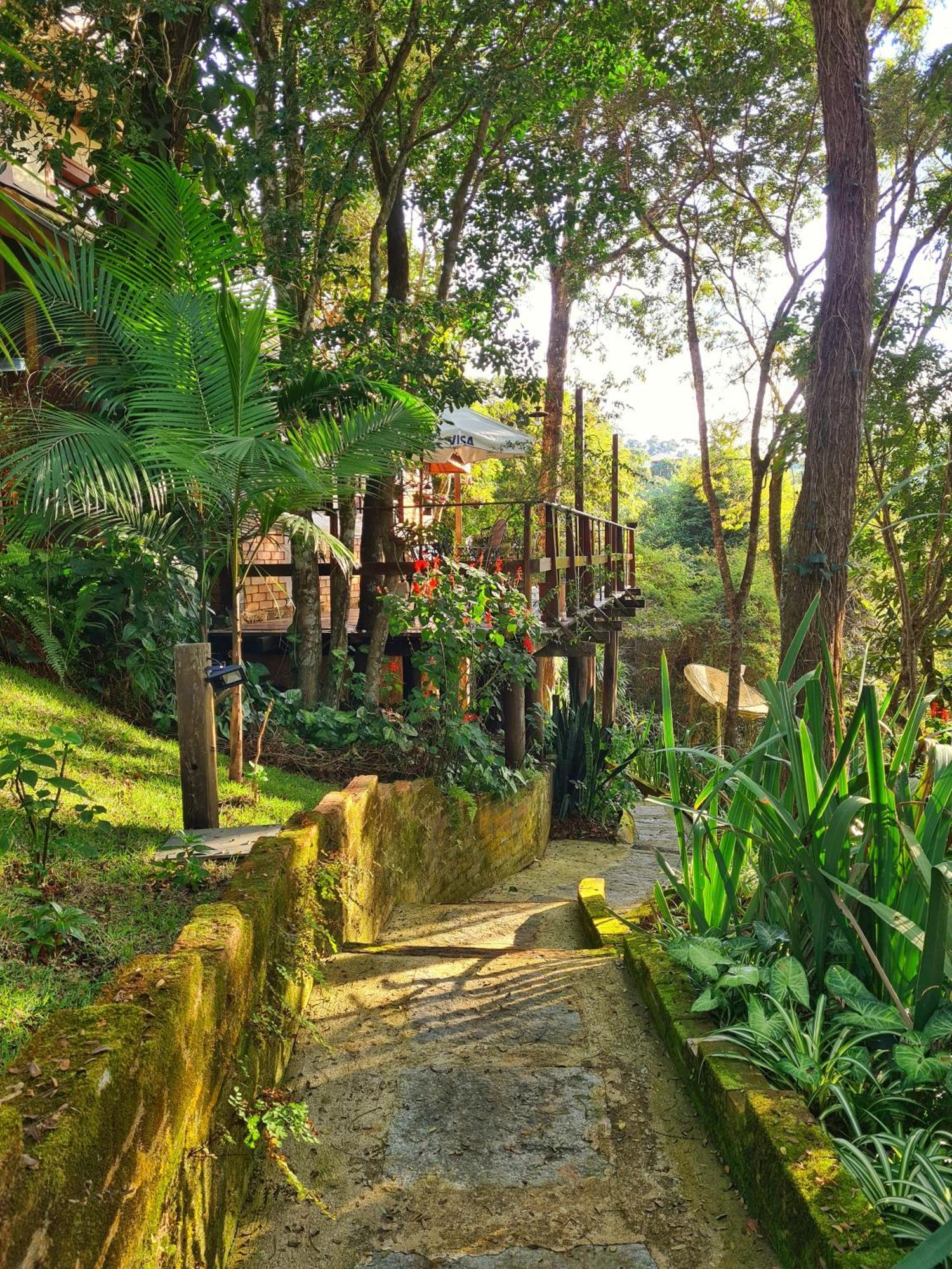 Hotel Pousada Le Lieu Santo Antônio do Pinhal Exterior foto